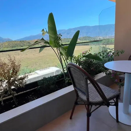 Ea Palm * Vlorë